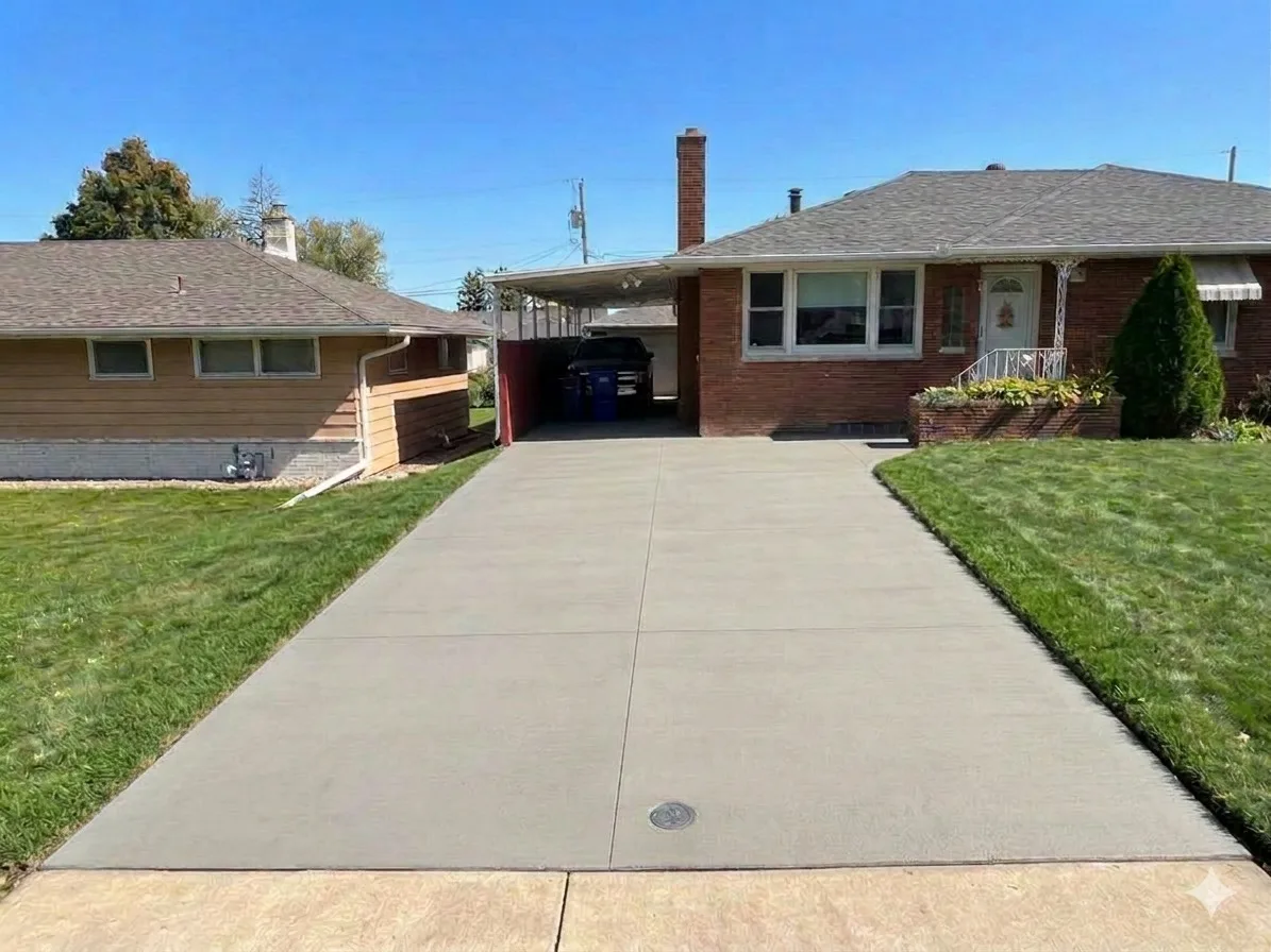 Asphalt driveway by Asphalt Driveway Co.